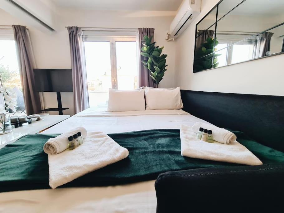 Heated Plunge Pool & Firepit Acropolis Penthouse Apartment Athens Luaran gambar